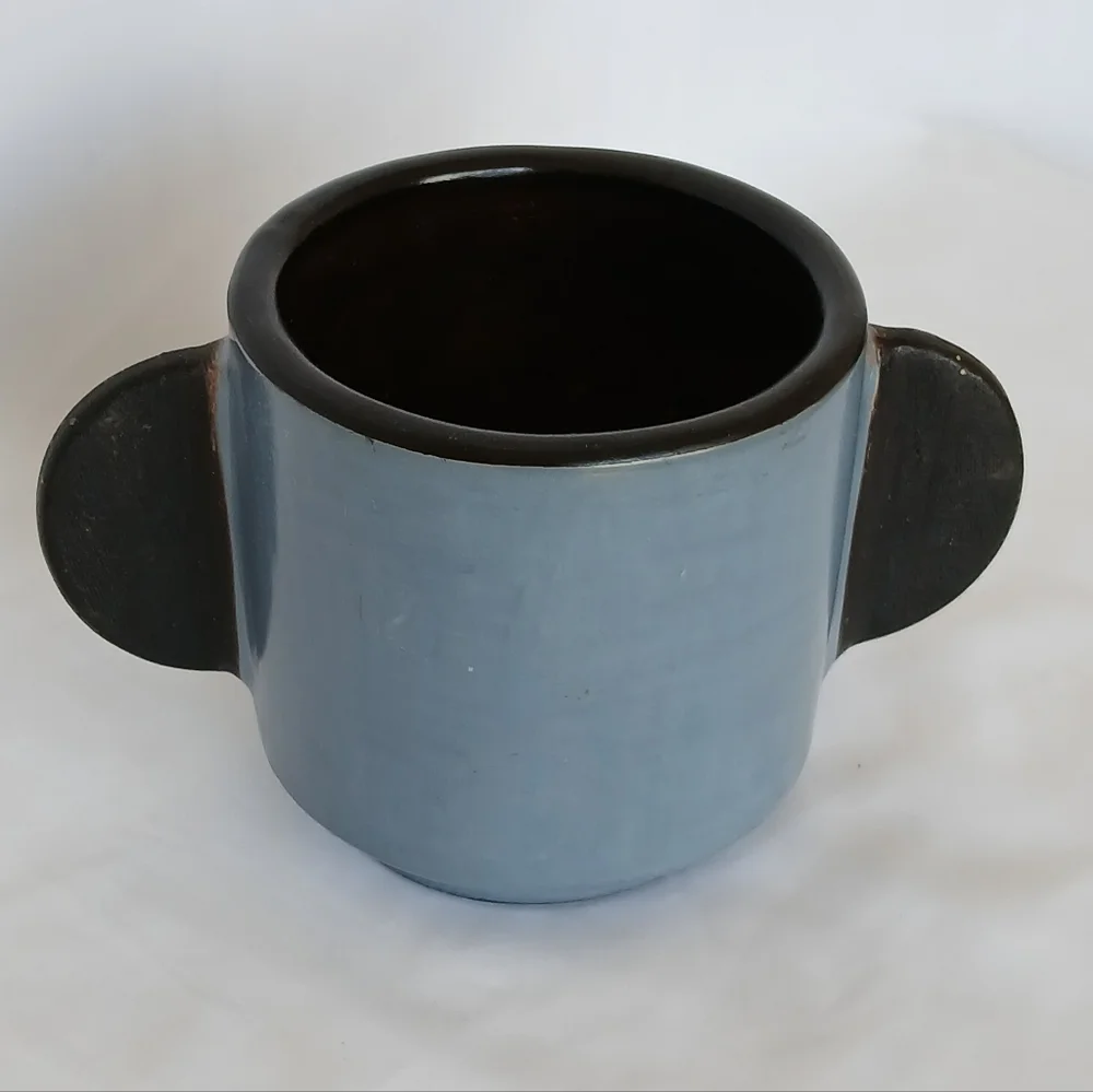 West Elm Gray Diego Olivero Nina Terracota Planter Vase Beluga Grey Decorative